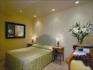 General view thumbnail 9