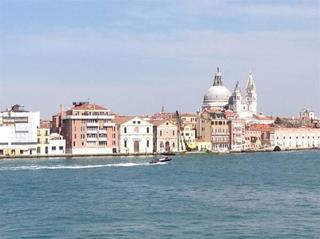 General view thumbnail 9