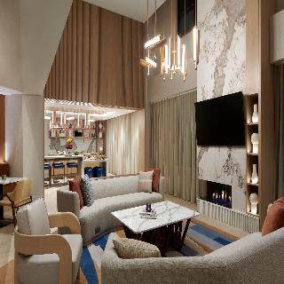 Kingston Marriott Hotel