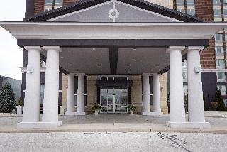 Holiday Inn Express & Suites Chatham South