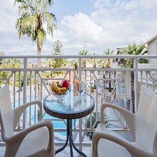 Vivian Hotel