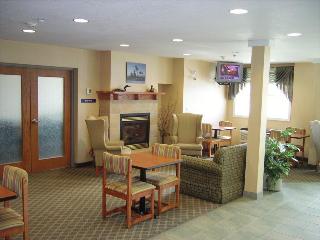 MICROTEL INN AND SUITES PARRY SOUND