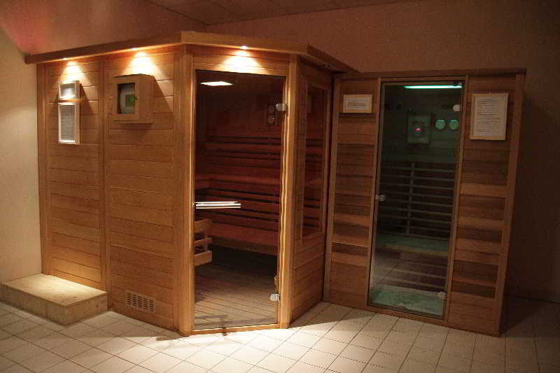 Sports and Entertainment
 di Birokrat Hotel