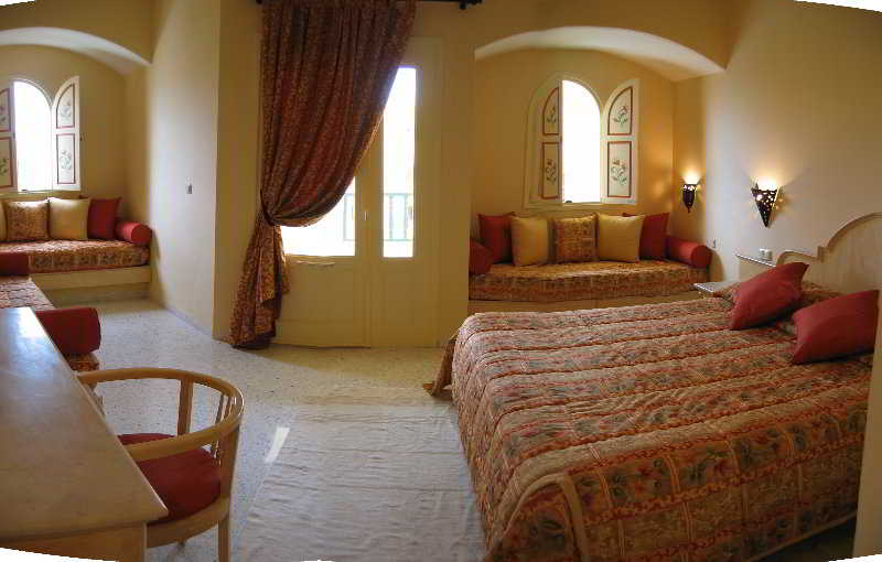 Room thumbnail 12