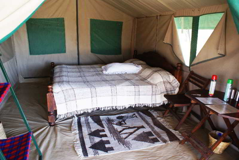 Room thumbnail 3