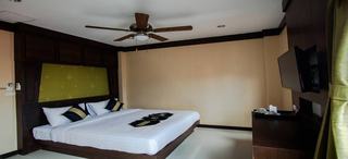 Room thumbnail 14
