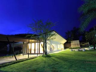 General view thumbnail 1