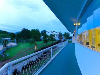 General view thumbnail 18