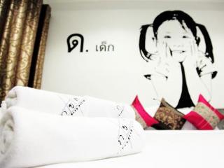General view thumbnail 9