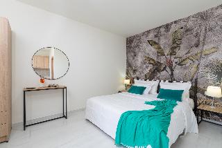 Angela Studios Apartments