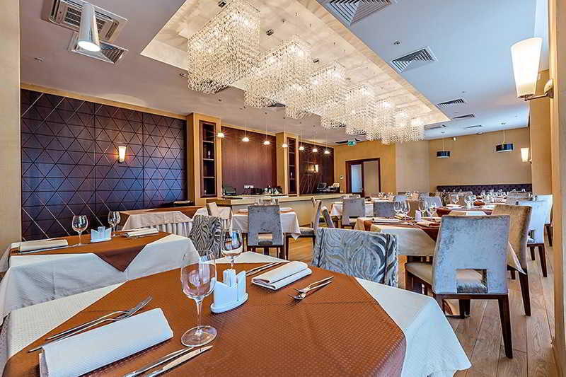 Restaurant
 di Raikin PLaza