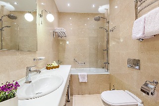 Room
 di Raikin PLaza