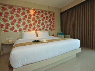 General view thumbnail 12