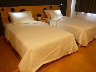 General view thumbnail 6