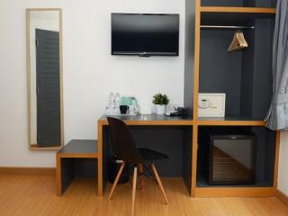 General view thumbnail 9