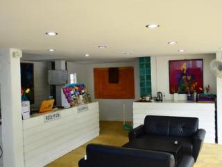General view thumbnail 2