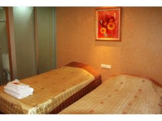 General view thumbnail 8