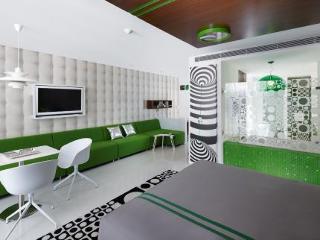 Room thumbnail 7