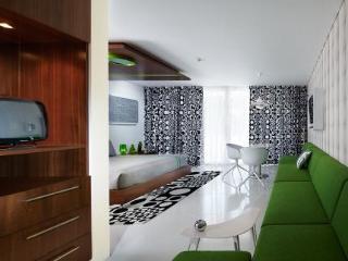 Room thumbnail 8