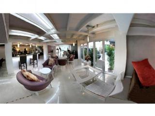 General view thumbnail 2