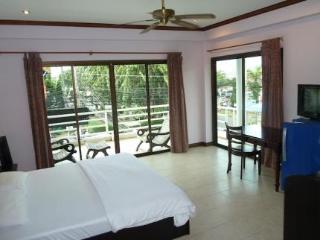 General view thumbnail 2