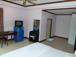 General view thumbnail 3