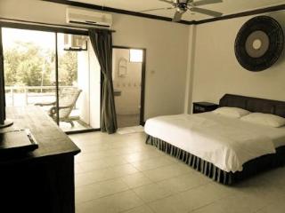 General view thumbnail 6