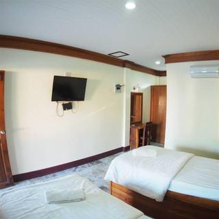 General view thumbnail 2