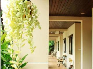 General view thumbnail 1