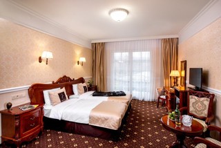 Room thumbnail 11