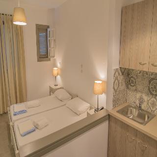 Ostria Hotel and Apartments