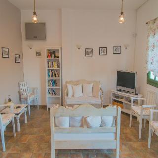 Ostria Hotel and Apartments