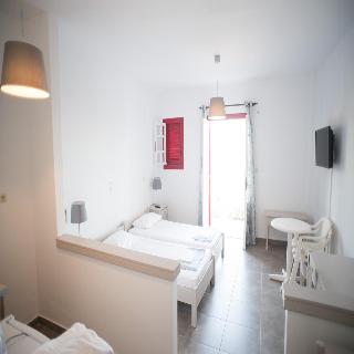 Ostria Hotel and Apartments