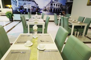 Restaurant thumbnail 10