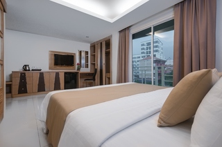 Room thumbnail 14