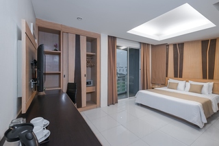 Room thumbnail 16