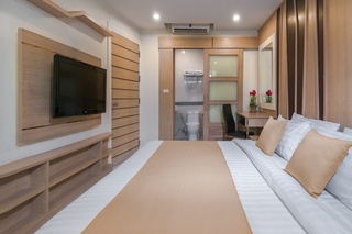 Room thumbnail 32