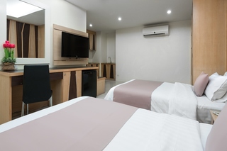 Room thumbnail 45