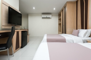 Room thumbnail 46
