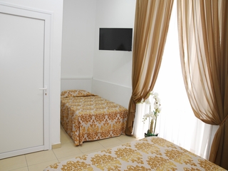 Orsa Maggiore Hotel, Naples