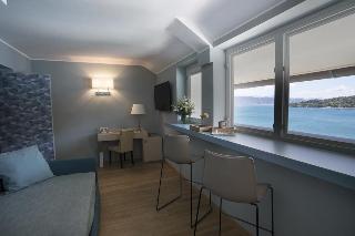 Grand Hotel Portovenere, Genoa