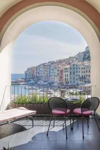 Grand Hotel Portovenere, Genoa