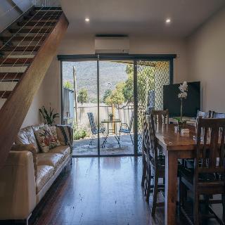 Halls Gap Escape