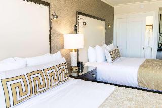 2 Queen Beds Non-Smoking