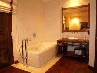 Room
 di Ancient Luangprabang Hotel Phonheuang