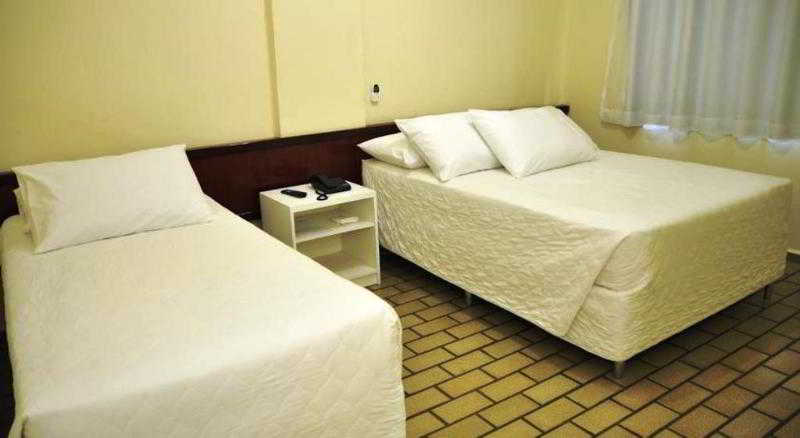 Room
 di Do Vale Express