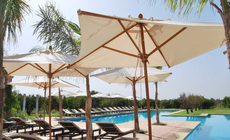 Sports and Entertainment
 di L'Orangeraie Dyar Shemsi