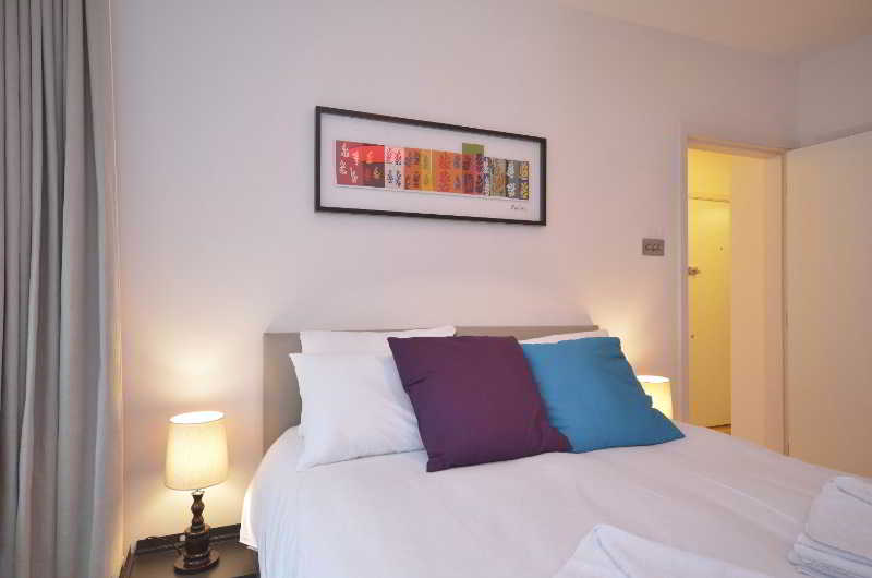 Room
 di Holborn Apartments