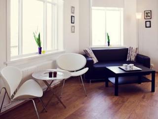 General view
 di Rey Apartments