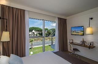 Mercure Viareggio, Lucca